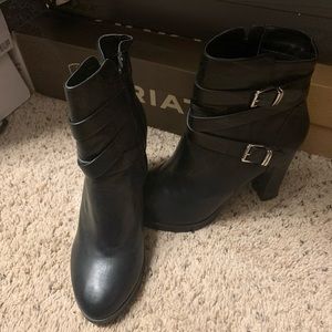 Black faux leather Booties with buckles